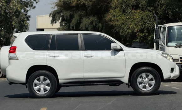 Acheter Occasion Voiture Toyota Land Cruiser Prado Blanc à Import - Dubai, Anse-la-Raye Acheter Occasion Voiture Toyota Land Cruiser Prado Blanc à Import - Dubai, Anse-la-Raye