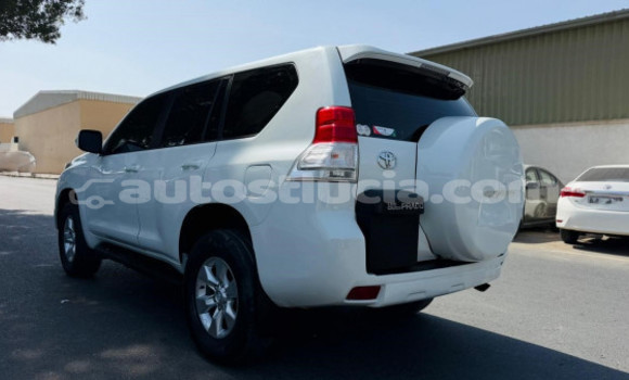 Acheter Occasion Voiture Toyota Land Cruiser Prado Blanc à Import - Dubai, Anse-la-Raye Acheter Occasion Voiture Toyota Land Cruiser Prado Blanc à Import - Dubai, Anse-la-Raye