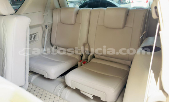 Acheter Occasion Voiture Toyota Land Cruiser Prado Blanc à Import - Dubai, Anse-la-Raye Acheter Occasion Voiture Toyota Land Cruiser Prado Blanc à Import - Dubai, Anse-la-Raye