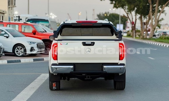 Buy Used Mercedes-Benz X-klasse Concept White Car in Import - Dubai in Anse-la-Raye Buy Used Mercedes-Benz X-klasse Concept White Car in Import - Dubai in Anse-la-Raye