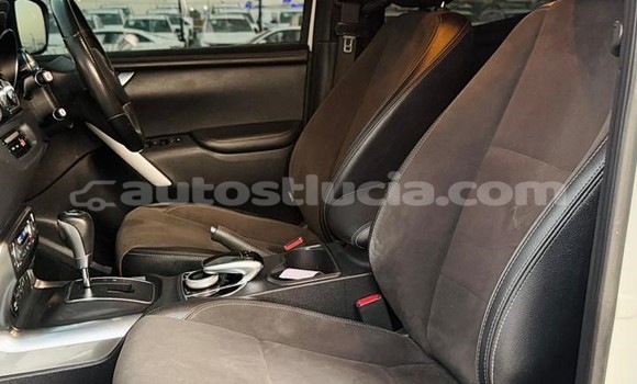 Buy Used Mercedes-Benz X-klasse Concept White Car in Import - Dubai in Anse-la-Raye Buy Used Mercedes-Benz X-klasse Concept White Car in Import - Dubai in Anse-la-Raye