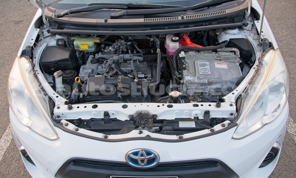 Buy Used Toyota Aqua White Car in Choc in Castries Buy Used Toyota Aqua White Car in Choc in Castries