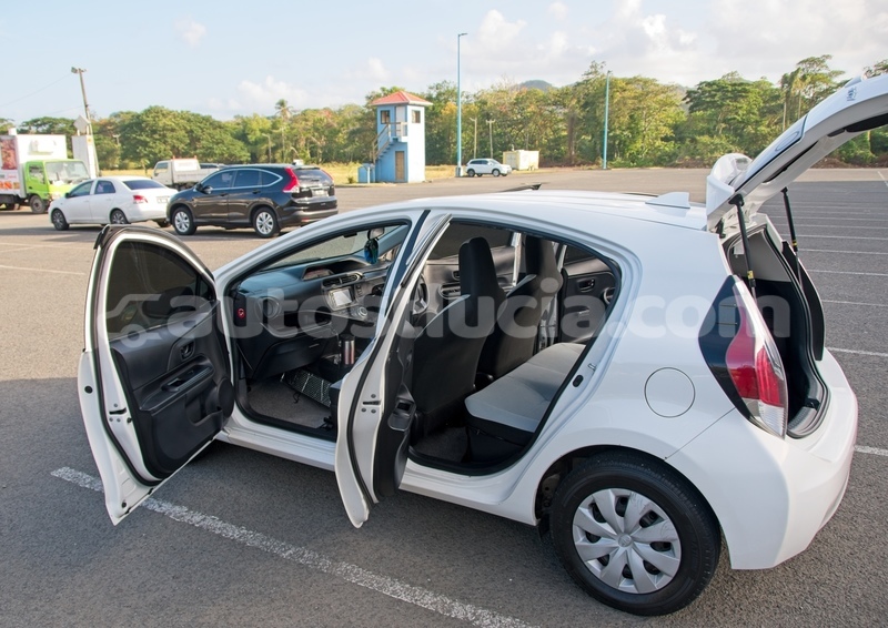 Big with watermark toyota aqua castries choc 4456