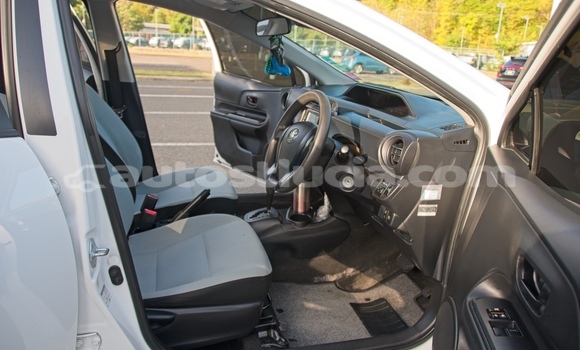 Buy Used Toyota Aqua White Car in Choc in Castries Buy Used Toyota Aqua White Car in Choc in Castries
