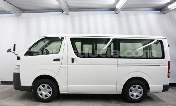 Acheter Occasion Voiture Toyota Hiace Blanc à Castries, Castries Acheter Occasion Voiture Toyota Hiace Blanc à Castries, Castries