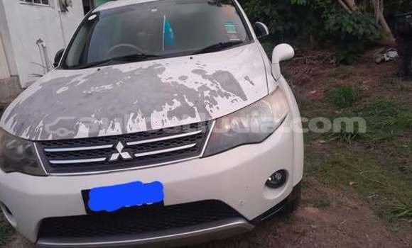 Buy Used Mitsubishi 3000 GT Other Car in Castries in Castries