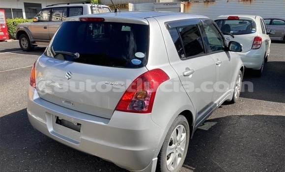Buy Used Suzuki Swift Silver Car in Castries in Castries Buy Used Suzuki Swift Silver Car in Castries in Castries