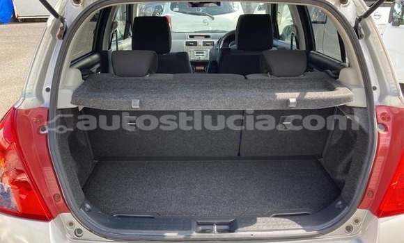 Buy Used Suzuki Swift Silver Car in Castries in Castries Buy Used Suzuki Swift Silver Car in Castries in Castries