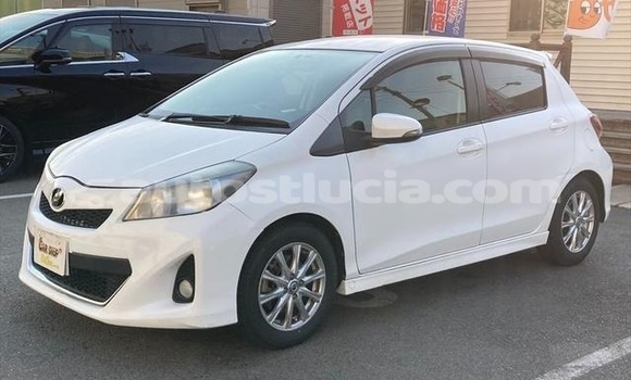 Buy Used Toyota Vitz White Car in Castries in Castries Buy Used Toyota Vitz White Car in Castries in Castries