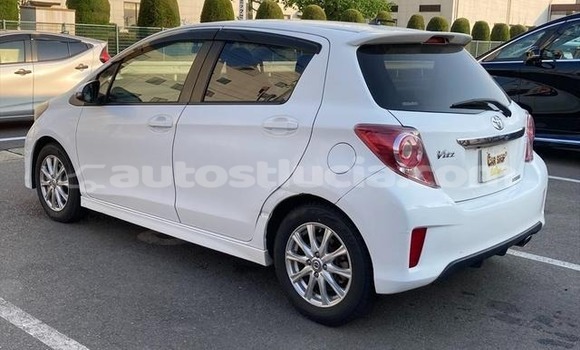 Buy Used Toyota Vitz White Car in Castries in Castries Buy Used Toyota Vitz White Car in Castries in Castries