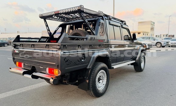 Buy Used Toyota Land Cruiser Other Car in Import - Dubai in Anse-la-Raye Buy Used Toyota Land Cruiser Other Car in Import - Dubai in Anse-la-Raye