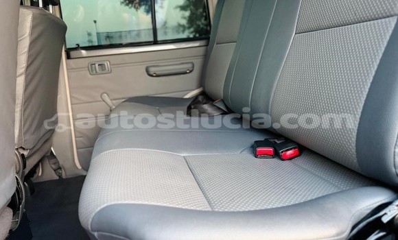 Buy Used Toyota Land Cruiser Other Car in Import - Dubai in Anse-la-Raye Buy Used Toyota Land Cruiser Other Car in Import - Dubai in Anse-la-Raye