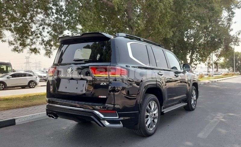 Big with watermark toyota land cruiser anse la raye import dubai 4500