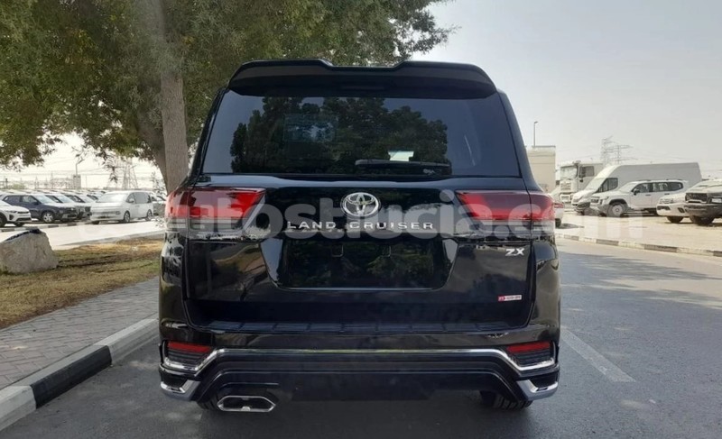 Big with watermark toyota land cruiser anse la raye import dubai 4500