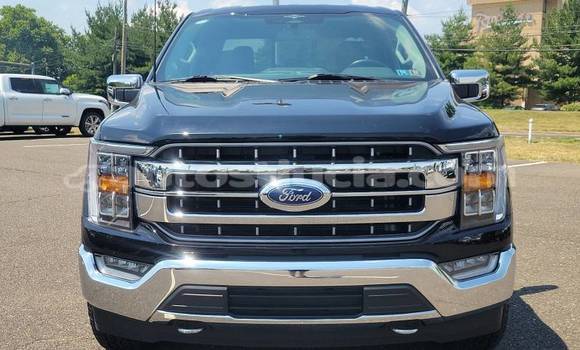 Acheter Occasion Voiture Ford F–150 Noir à Canaries, Canaries Acheter Occasion Voiture Ford F–150 Noir à Canaries, Canaries