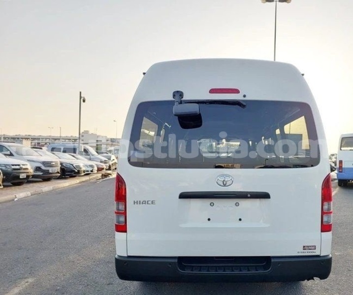 Big with watermark toyota hiace canaries canaries 4507