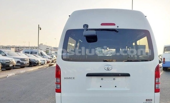 Acheter Occasion Voiture Toyota Hiace Blanc à Canaries, Canaries Acheter Occasion Voiture Toyota Hiace Blanc à Canaries, Canaries