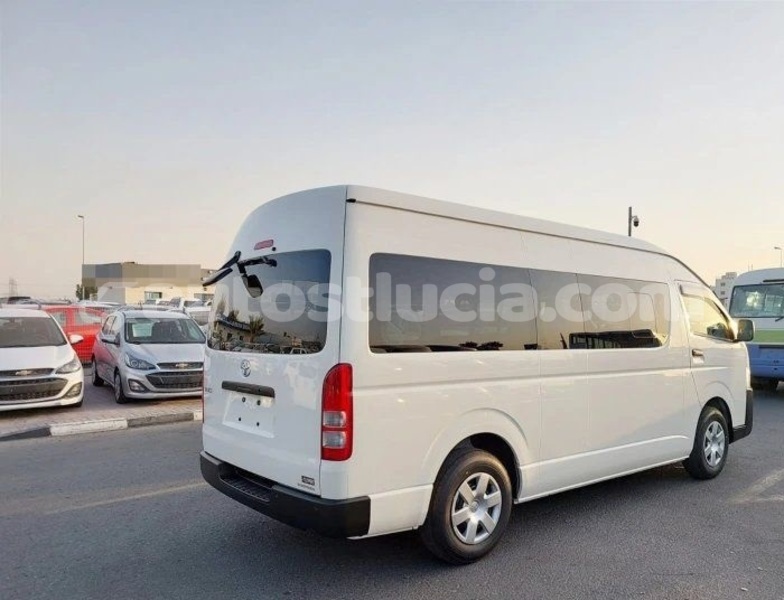 Big with watermark toyota hiace canaries canaries 4507
