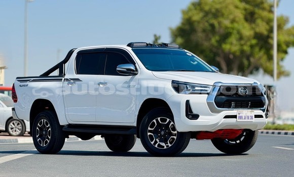 Acheter Occasion Voiture Toyota Hilux Blanc à Import - Dubai, Anse-la-Raye Acheter Occasion Voiture Toyota Hilux Blanc à Import - Dubai, Anse-la-Raye