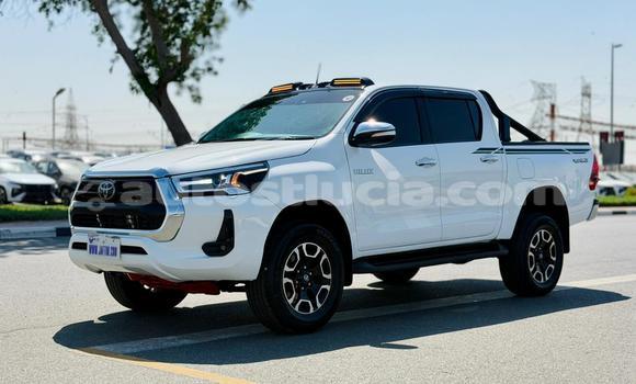 Acheter Occasion Voiture Toyota Hilux Blanc à Import - Dubai, Anse-la-Raye Acheter Occasion Voiture Toyota Hilux Blanc à Import - Dubai, Anse-la-Raye