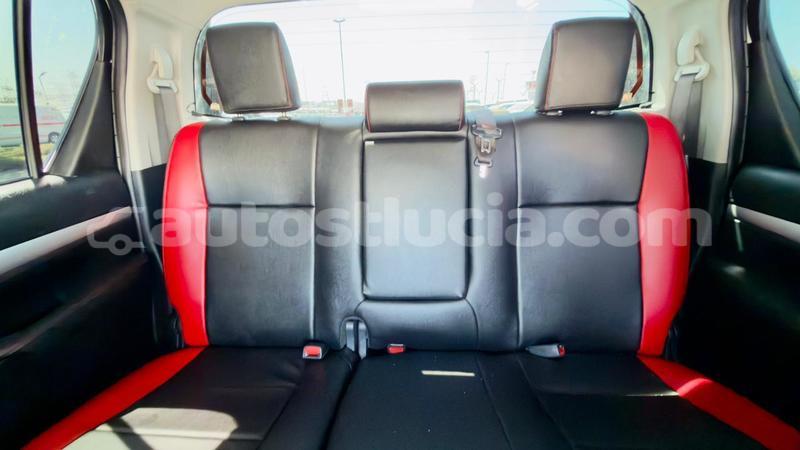 Big with watermark toyota hilux anse la raye import dubai 4509