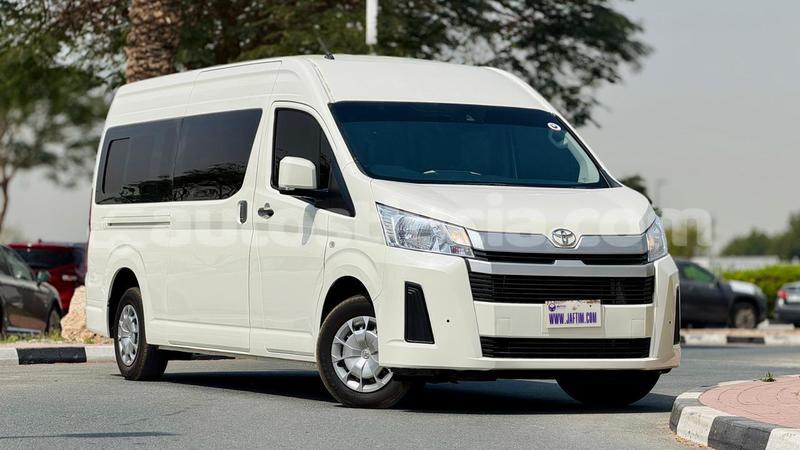 Big with watermark toyota hiace anse la raye import dubai 4514