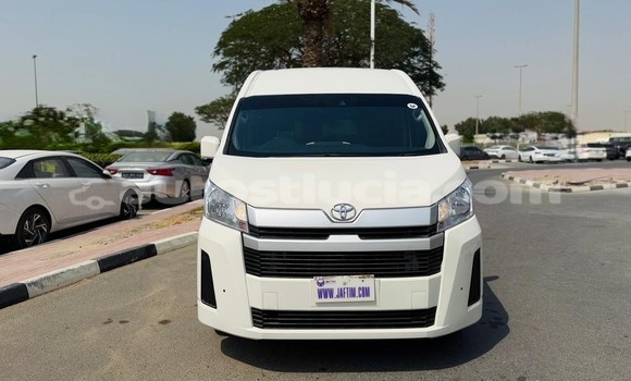 Acheter Occasion Voiture Toyota Hiace Blanc à Import - Dubai, Anse-la-Raye Acheter Occasion Voiture Toyota Hiace Blanc à Import - Dubai, Anse-la-Raye