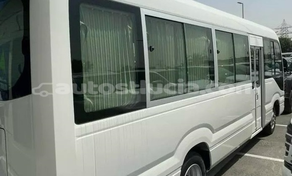 Acheter Occasion Voiture Toyota Coaster Blanc à Canaries, Canaries Acheter Occasion Voiture Toyota Coaster Blanc à Canaries, Canaries