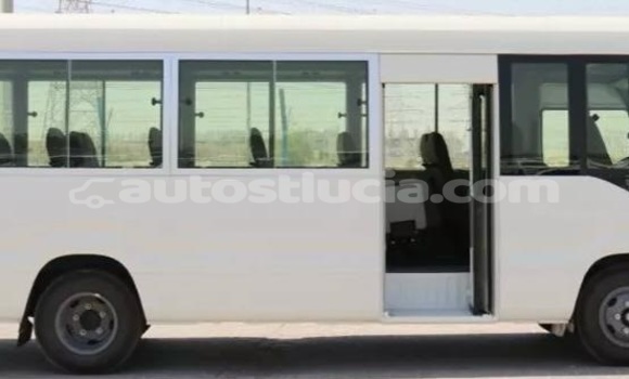 Acheter Occasion Voiture Toyota Coaster Blanc à Canaries, Canaries Acheter Occasion Voiture Toyota Coaster Blanc à Canaries, Canaries