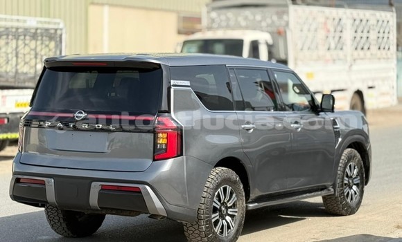Buy Used Nissan Patrol Silver Car in Import - Dubai in Anse-la-Raye Buy Used Nissan Patrol Silver Car in Import - Dubai in Anse-la-Raye