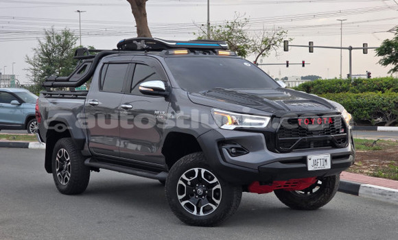Buy Used Toyota Hilux Black Car in Import - Dubai in Anse-la-Raye Buy Used Toyota Hilux Black Car in Import - Dubai in Anse-la-Raye