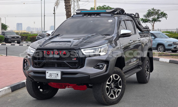 Buy Used Toyota Hilux Black Car in Import - Dubai in Anse-la-Raye Buy Used Toyota Hilux Black Car in Import - Dubai in Anse-la-Raye