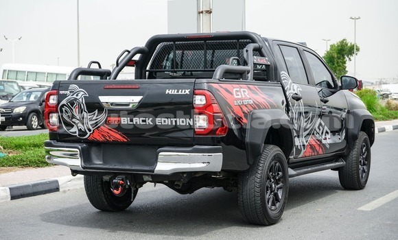 Buy Used Toyota Hilux Black Car in Import - Dubai in Anse-la-Raye Buy Used Toyota Hilux Black Car in Import - Dubai in Anse-la-Raye
