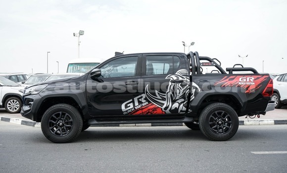Buy Used Toyota Hilux Black Car in Import - Dubai in Anse-la-Raye Buy Used Toyota Hilux Black Car in Import - Dubai in Anse-la-Raye