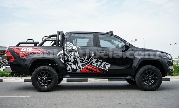 Buy Used Toyota Hilux Black Car in Import - Dubai in Anse-la-Raye Buy Used Toyota Hilux Black Car in Import - Dubai in Anse-la-Raye