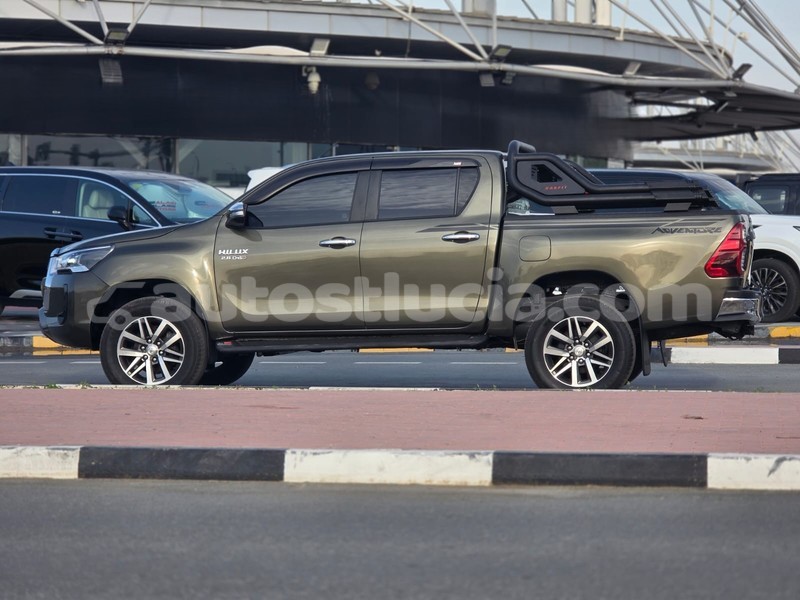 Big with watermark toyota hilux anse la raye import dubai 4525