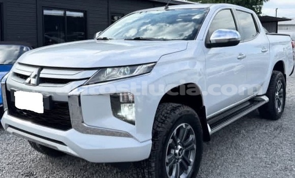 Acheter Occasion Voiture Mitsubishi L200 Blanc à Canaries, Canaries Acheter Occasion Voiture Mitsubishi L200 Blanc à Canaries, Canaries