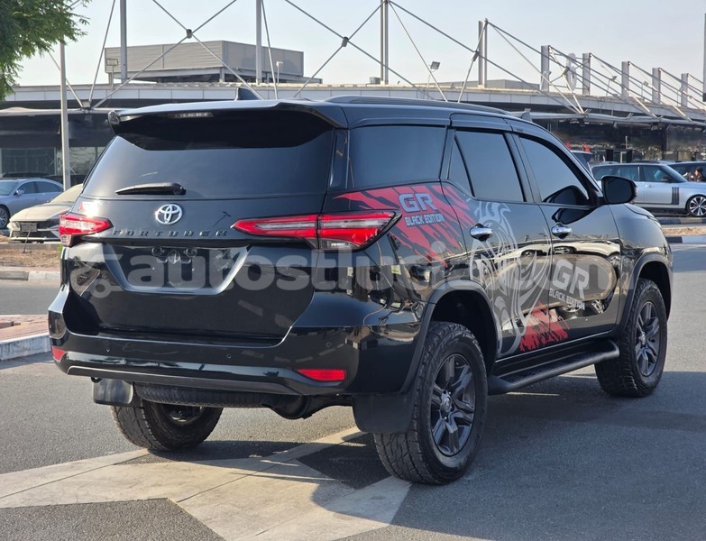 Big with watermark toyota fortuner anse la raye import dubai 4536