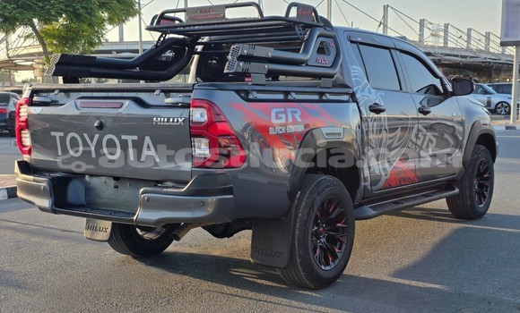 Buy Used Toyota Hilux Black Car in Import - Dubai in Anse-la-Raye Buy Used Toyota Hilux Black Car in Import - Dubai in Anse-la-Raye