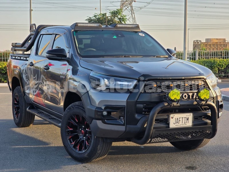 Big with watermark toyota hilux anse la raye import dubai 4542