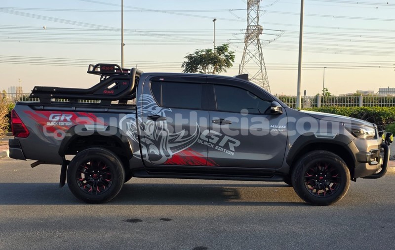 Big with watermark toyota hilux anse la raye import dubai 4542