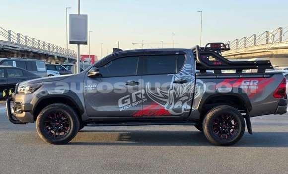 Buy Used Toyota Hilux Black Car in Import - Dubai in Anse-la-Raye Buy Used Toyota Hilux Black Car in Import - Dubai in Anse-la-Raye