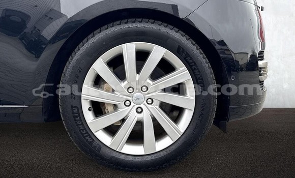 Buy Used Land Rover Range Rover Green Car in Import - Dubai in Anse-la-Raye Buy Used Land Rover Range Rover Green Car in Import - Dubai in Anse-la-Raye