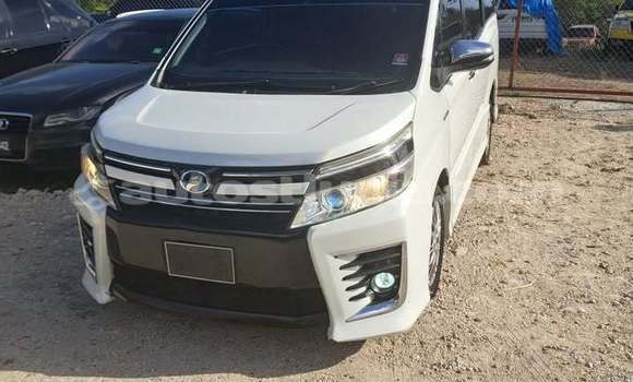 Buy Used Toyota Voxy White Car in Laborie in Laborie