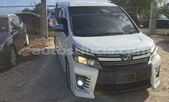 Buy Used Toyota Voxy White Car in Laborie in Laborie Buy Used Toyota Voxy White Car in Laborie in Laborie