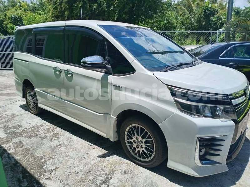 Big with watermark toyota noah micoud micoud 4567