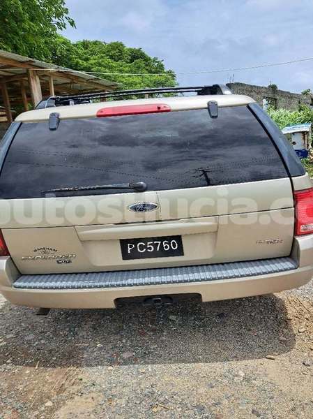 Big with watermark ford explorer castries castries 4569