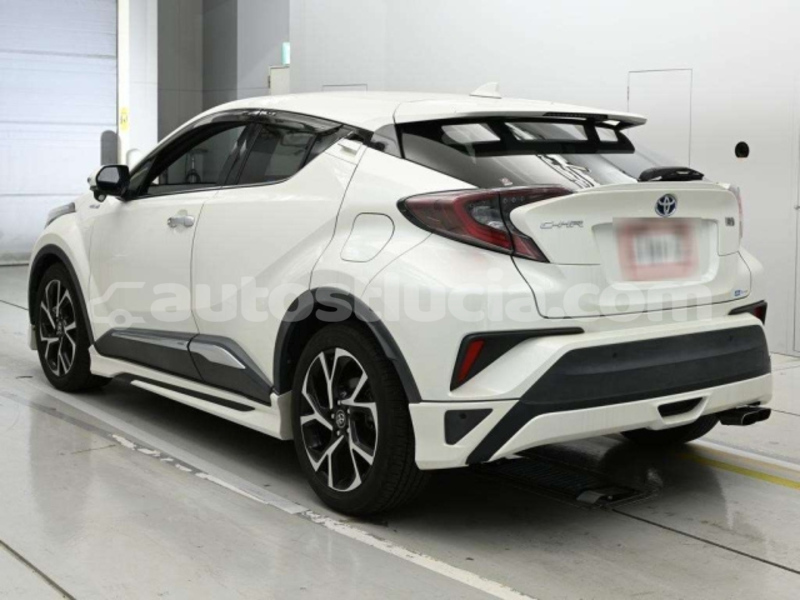 Big with watermark toyota c hr castries castries 4575