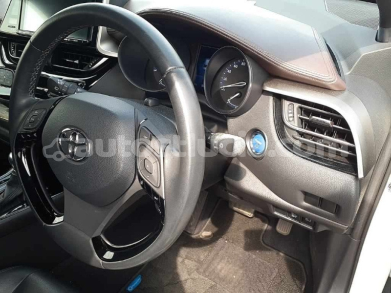 Big with watermark toyota c hr castries castries 4575