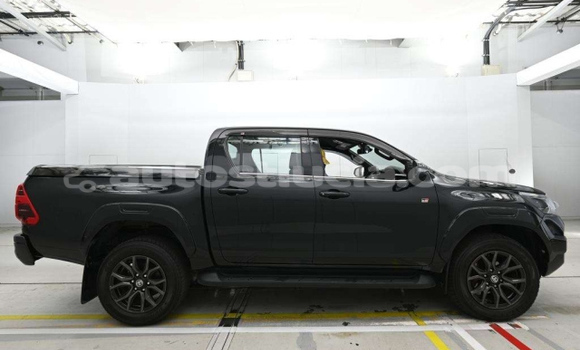 Acheter Occasion Voiture Toyota Hiluxe Revo Noir à Canaries, Canaries Acheter Occasion Voiture Toyota Hiluxe Revo Noir à Canaries, Canaries